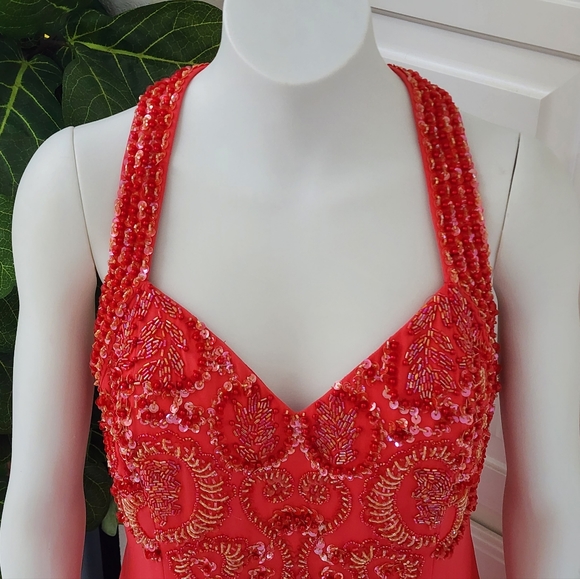 Red/Coral Alyce Paris beaded gown size 14 / 16 - Picture 6 of 9